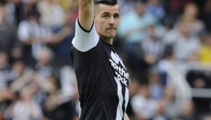 纽卡斯尔新援首秀惊艳 攻破豪门球门