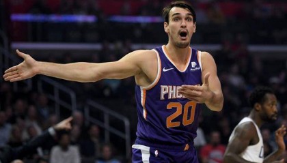 太阳交易戈登,保罗联手布克冲冠