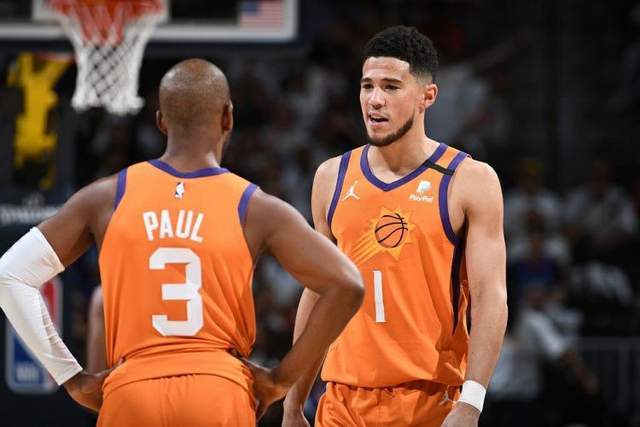 布克末节爆发太阳加时险胜快船取三连胜  布克末节爆发太阳加时险胜快船取三连胜